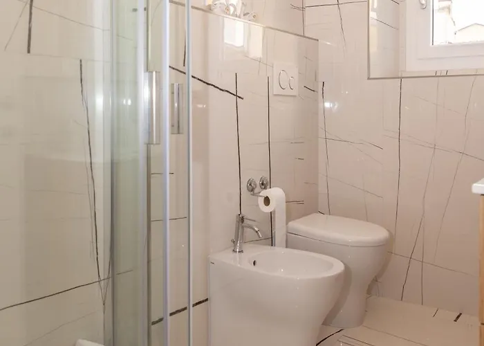 Suite900-elegante Premium King Size A Pochi Passi Dal Centro Affittacamere Arezzo