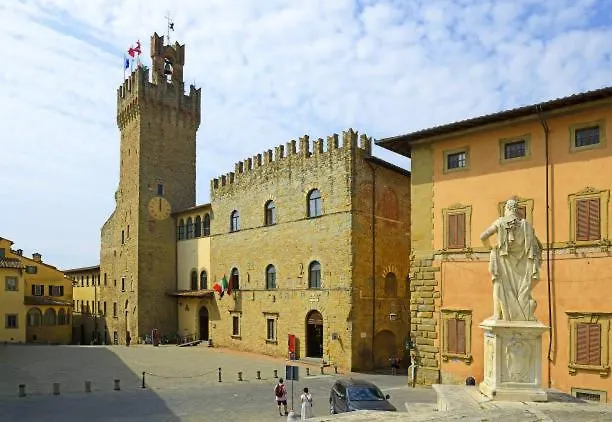 Suite900-elegante Premium King Size A Pochi Passi Dal Centro Arezzo